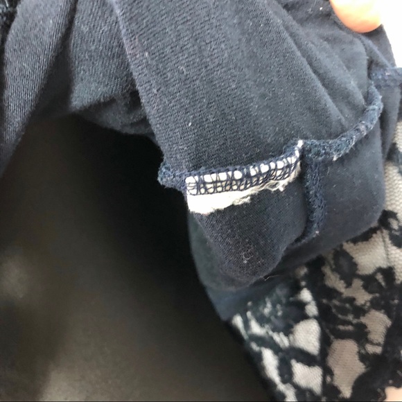 Abercrombie and Fitch Navy Lace Overlay Top Small - Picture 8 of 8